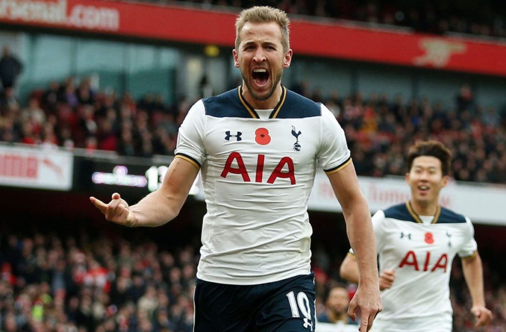 Harry Kane usai mengeksekusi tendangan titik 12 pas. Foto via Hotspur Related