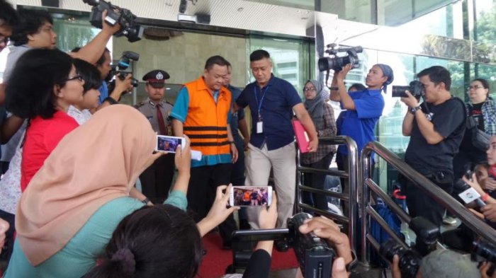 Deputi Informasi dan Hukum Badan Keamanan Laut (Bakamla), berinisial ESH (Eko Susilo Hadi). Foto via tribun