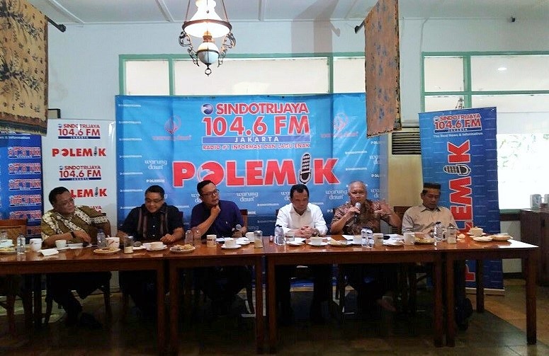 Diskusi publik bertajuk 'Dibalik Serbuan Warga Asing', di Warung Daun, Cikini, Jakarta Pusat, Sabtu, (24/12/2016)/Foto Fadilah/NUSANTARAnews