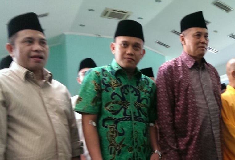 Sekjend DPP PKB Abdul Kadir Karding (Tengah) bersama Mantan Meneteri Desa Marwan Jakfar. Foto HatimNusantaranews