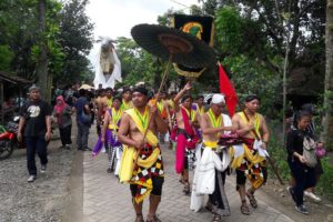 Upacara Kebo Ketan Di Desa Sekar Putih, Widodaren, Ngawi/Foto dim05/prspen081