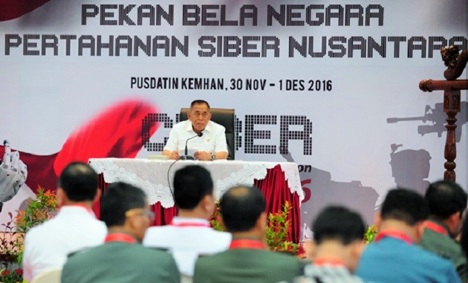 Menteri Pertahanan Ryamizard Ryacudu saat membuka kegiatan Pekan Bela Negara Pertahanan Siber Nusantara Tahun 2016, di Pusdatin Kemhan, Pondok Labu, Jakarta Selatan, Rabu (30/11/2016)/Foto: Dok. Humas Kemenhan