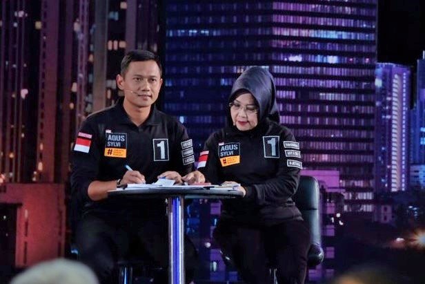 Agus-Sylvi saat #debat1pilkadadki /Foto: Istimewa