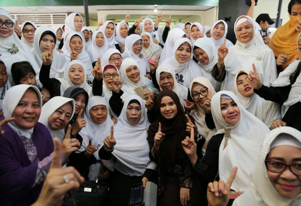 Annsisa Pohan bersama Muslimat NU seJakarta Utara Foto Bersama. Foto dok. Annisa Pohan