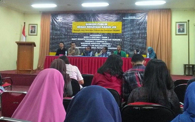 Diskusi publik bertema “Menuntut Janji Reformasi Hukum: Ditegakkannya Keadilan Dalam Kasus JIS”, Selasa (10/1) di Gedung Joeang 45, Jakarta Pusat/Foto Sule/NUSANTARAnews