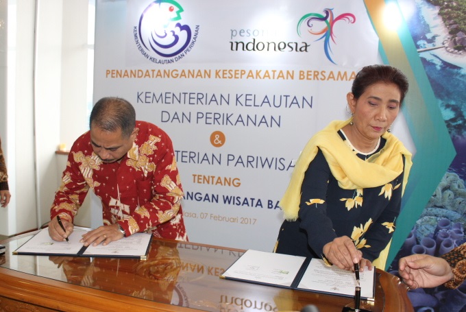 Arief Yahya dan Susi Pudjiastuti/Foto Andika/Nusantaranews