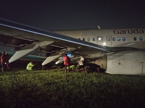 Pesawat Garuda Tergelincir Bandara Adisutjipto Yogyakarta. Foto Eric/Nusantaranews