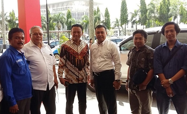 Presiden Sarbumusi Saiful Bahri Ahshri Bersama Kapolda Riau/Foto Dok. Pribadi/Nusantaranews