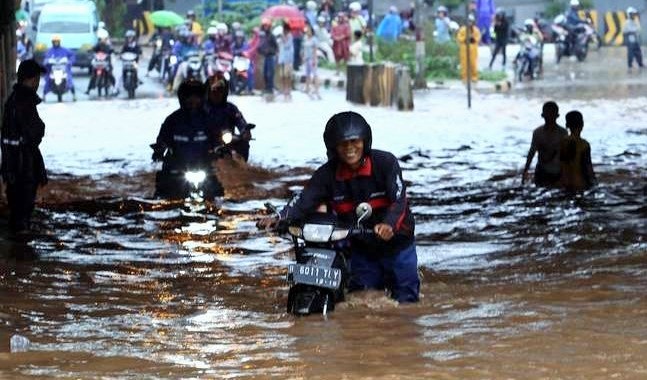 Banjir Kota Bekasi Telan Dua Nyawa dan 1.314 KK Terdampak di 24 Kelurahan/Foto: Dok. Tribunnews.com