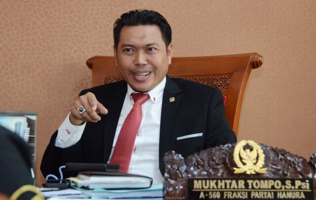 Anggota Komisi VII DPR RI dari Fraksi Partai Hanura, Mukhtar Tompo/Foto: Dok. lintasparlemen