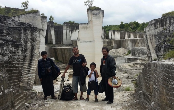 Pertunjukan “Manusia Kapur” di Kampung Badur/Ilustrasi Foto: Dok. Hafash Giring Angin