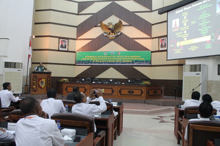 Pembekalan Komunitas Intelijen Daerah (Kominda) di Ruang Rapat DPRD Kabupaten Jember, Senin (13/03/2017)/Foto Sis24