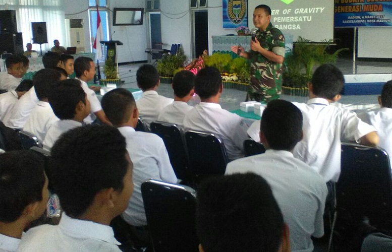 sosialisasi peningkatan rasa solidaritas dan ikatan sosial kepada pelajar sekota Madiun/Foto Dok. Pribadi/Nusantaranews