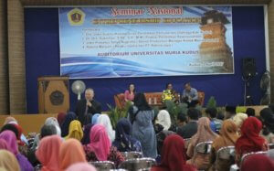 Seminar nasional bertajuk "Entrepreneurship Education" oleh Prodi Magister Pendidikan Dasar (M.Pd.) UMK, Sabtu (1/4/2017) | Foto Rosidi/Humas UMK