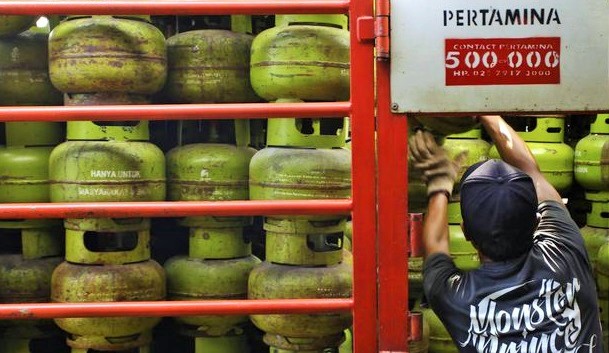 Tepis Isu Kelangkaan, Pertamina Siapkan 402 Ribu Tabung Gas Elpiji 3 Kg Tambahan Untuk Jakarta. Ilustrasi/ Foto: CNN Indonesia