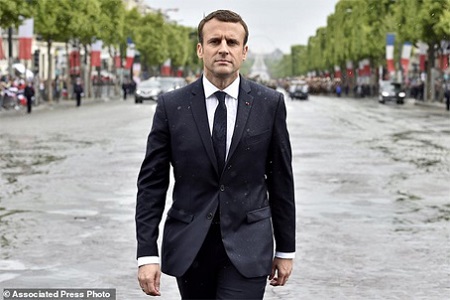 Emmanuel Macron Efek | Associated Press Photo