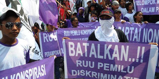 Penolakan RUU Pemilu/Foto via Merdeka/Nusantaranews