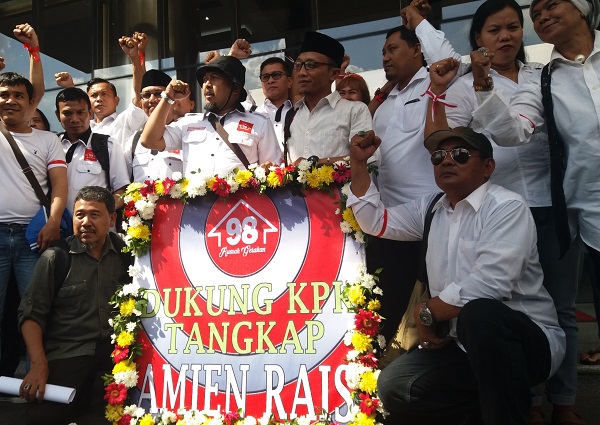 Rumah Gerakan 98 datangi KPK/Foto Restu Fadilah/Nusantaranews