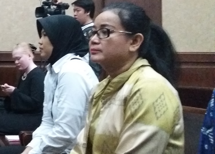 Politikus Hanura Miryam S Haryani divonis 5 tahun penjara oleh Pengadilan Tindak Pidana Korupsi (Tipikor) Jakarta pada Senin (13/11/2017). Foto: Restu Fadilah/NUSANTARANEWS