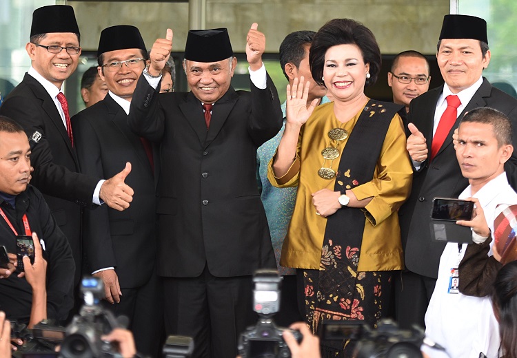 Para Anggota KPK/Foto via rappler/Nusantaranews