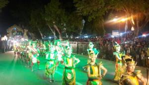 Pembukaan Festival Ronthek Pacitan (FRP) 2017 oleh Bupati Indartato. Foto Sarwono/ NusantaraNews.co