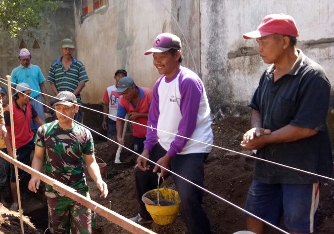 Gotong Royong membangun masjid/Foto Sis/Nusantaranews