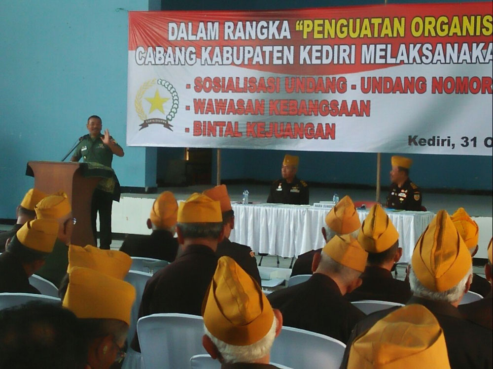 Agenda khusus penguatan organisasi LVRI diadakan siang ini di gedung serba guna Pare Kediri pada Selasa (31/10/2017). (Foto: Dok.Penrem)