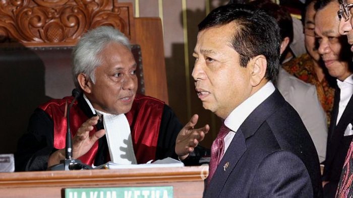 Cepi Iskandar dan Setya Novanto (Foto via tribunnews.com)