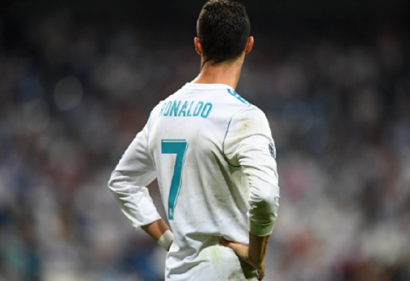 Cristiano Ronaldo mencetak gol ke-13 lewat penalti di Liga Champions. (Foto: Squawka)