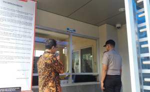 Loket pendaftaran Rutan Baru untuk para penjenguk Rutan. Foto Restu Fadilah/ NusantaraNews