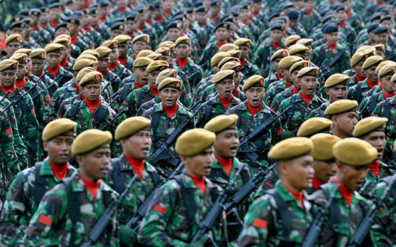 Tentara Nasional Indonesia (TNI) berbeda dengan Polisi. (Foto: Antara)