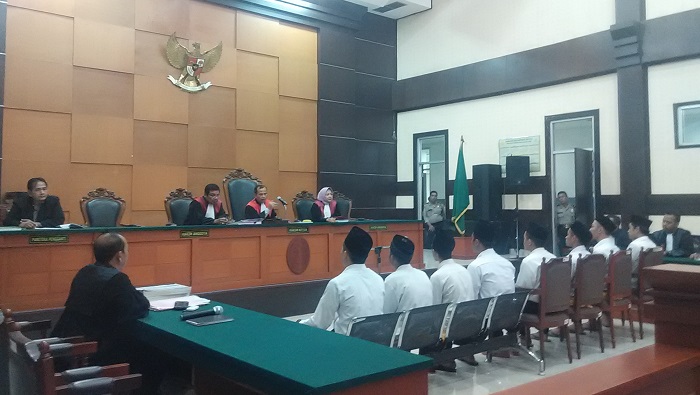 Sidang Bentrok Geng Motor Terdakwa Dipaksa Mengakui Pengeroyokan. Foto JTw/ Istimewa/ NusantaraNews