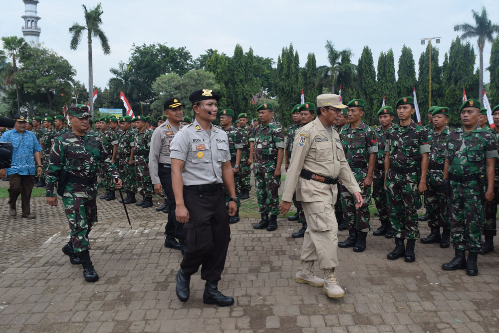 Kodim 0811 Tuban, bersama Badan Penanggulangan Bencana Daerah (BPBD) dan Kepolisian Resort (Polres), siap mengerahkan personel untuk mengantisipasi bencana di wilayah Kabupaten Tuban. Foto: Dok. Penrem