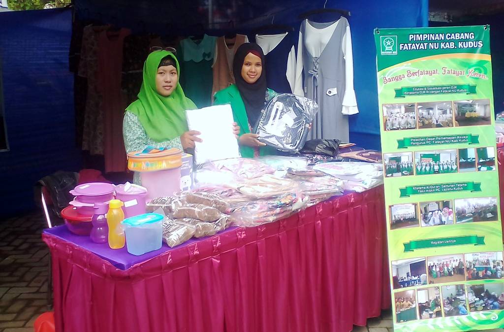 Salah satu stand di gelaran Ekspo Kreativitas dan Inovasi di Universitas Muria Kudus (UMK). Foto: Rosidi/Istimewa