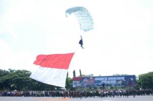 Perayaan Hari Juang Kartika (HJK) dan HUT Kodam V/Brawijaya ke-69 tahun di lapangan Makodam V/Brawijaya. Foto: Pendam V/Brawijaya/ NusantaraNews