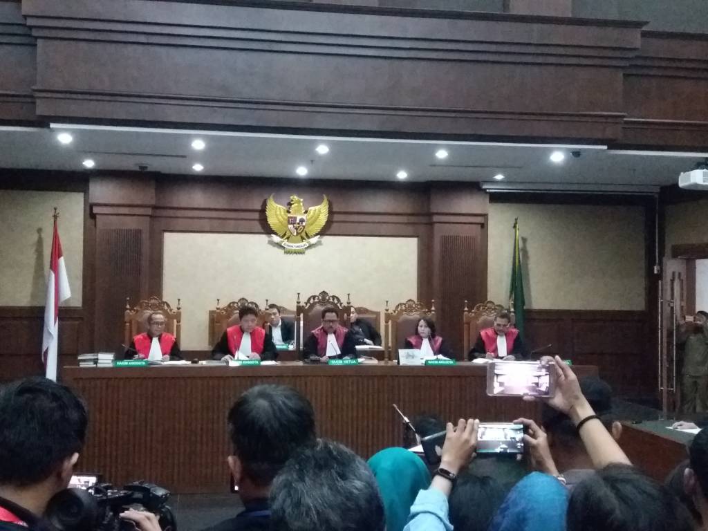 Sidang Setya Novanto dengan nomor register 130/Pid.Sus-TPK/2017/PN Jkt.Pst tertanggal 6 Desember 2017 di Tipikor. Foto: Restu Fadilah/NusantaraNews