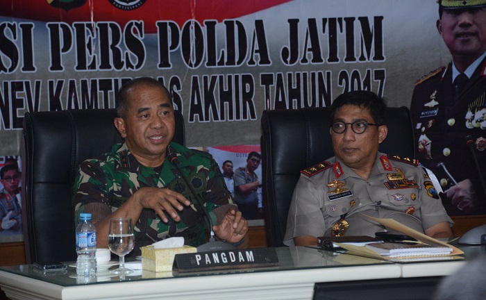 Sukses Jaga Kondusifitas Wilayah, TNI-Polri Jawa Timur Perkuat Sinergitas. Foto: Dok. Dodiet Lumwartono/ NusantaraNews