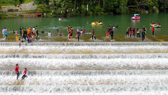 Brayeun, Wisata Lembah di Aceh. Foto: Planet Aceh