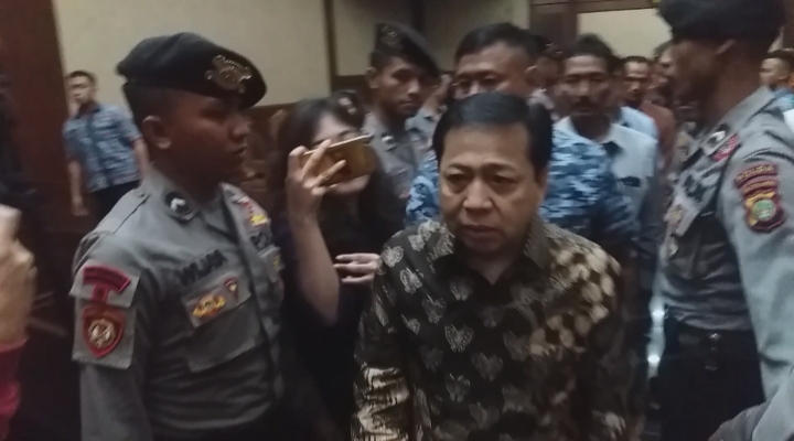 Setya Novanto atau Setnov saat sidang lanjutan e-KTP (Foto: Restu Fadilah/Nusantaranews)