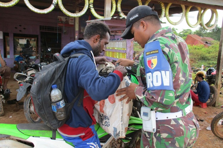 Sweeping miras di perbatasan Indonesia-Papua Nugini (Foto Istimewa/Nusantaranews)