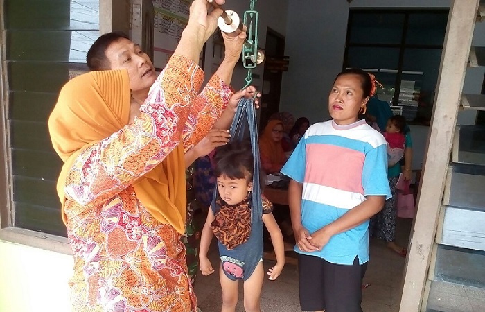 Kegiatan Posyandu di Balai Desa Waung Kecamatan Baron, Nganjuk, Jatim, Jumat (26/1/2018). Foto: Dok. Istimewa/NusantaraNews