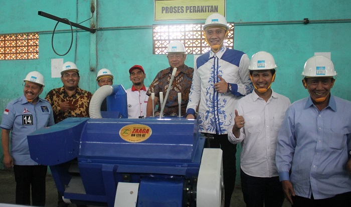 Emil Dardak bersama SBY dan rombongan pengurus DPP Partai Demokrat. (FOTO: NUSANTARANEWS.CO/Setyo)