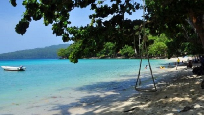 Pantai Lanaga di Desa Peunaga, kota Meulaboh, Aceh Barat. Foto: Antara