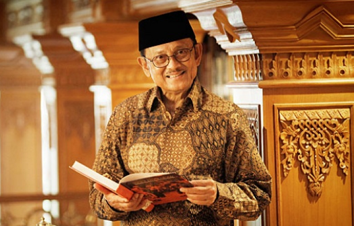 BJ Habibie (Foto Istimewa)