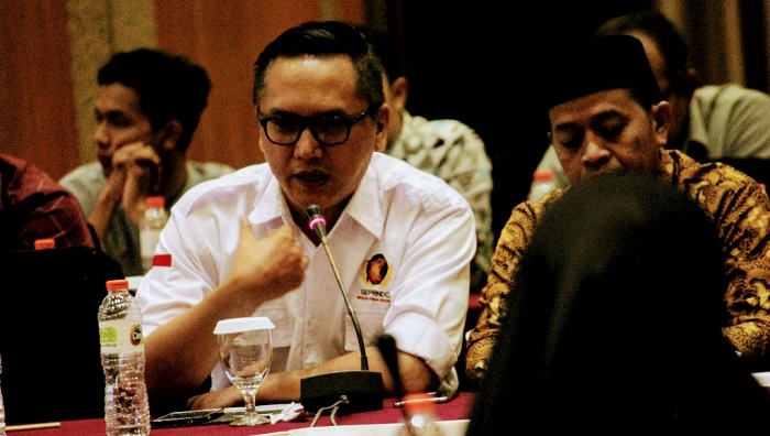 Presiden Gerakan Pribumi Indonesia (GEPRINDO) Bastian P. Simanjuntak (berkemeja putih). (FOTO: Do. Pribadi/Istimewa)