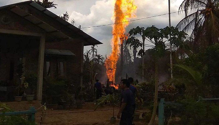 10 Orang Tewas Akibat Kebakaran Pengeboran Minyak Mentah di Aceh