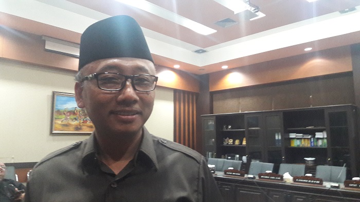 Wakil Ketua Komisi E DPRD Jatim, Sulidaim. (FOTO: NUSANTARANEWS.CO/Setya)