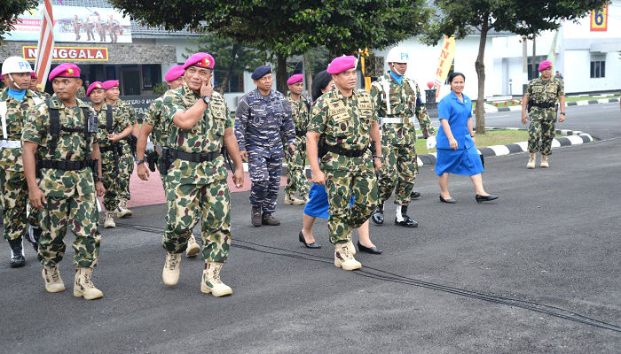 kasal, angkatan laut, marinir, prajurit marinir, tni angkatan laut, laksamana ade supandi