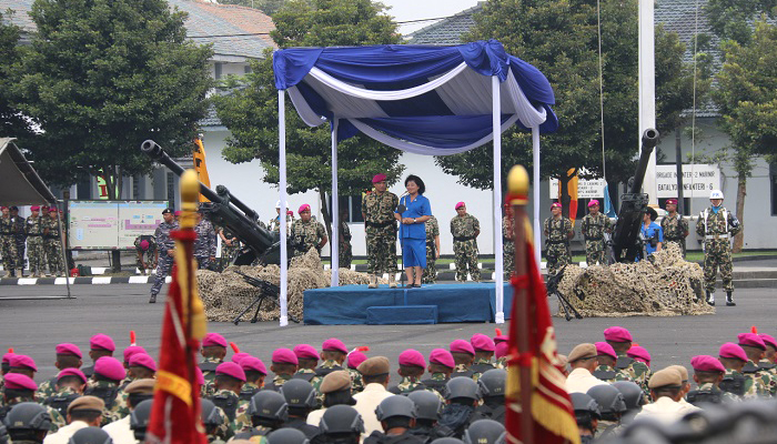 Foto Kasal Laksamana TNI Ade Supandi Berikan Arahan Terakhir Kepada Prajurit Marinir6