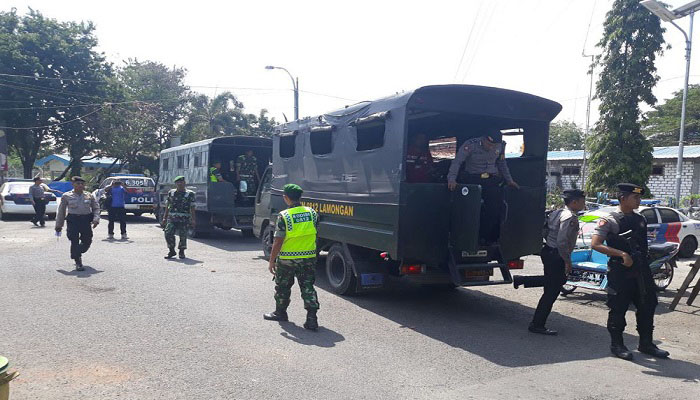 pengamanan ketat, keamanan lamongan, lamongan, situasi lamongan, polisi lamongan, tni lamongan,